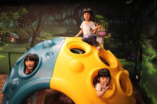 Monster Village Hotel