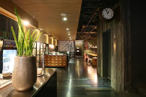 P F Hotel