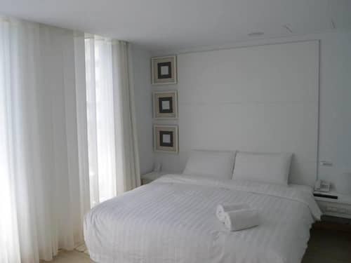 Red Residence Hotel