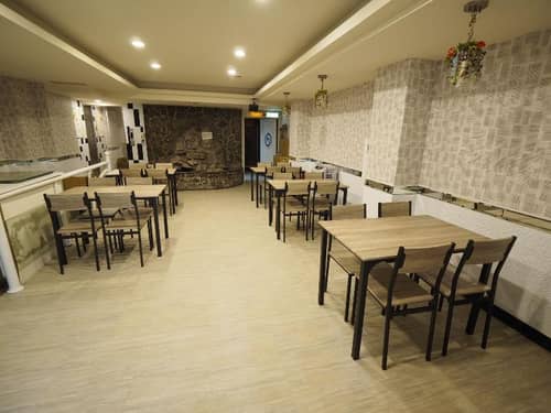 Chuanlai Hotel
