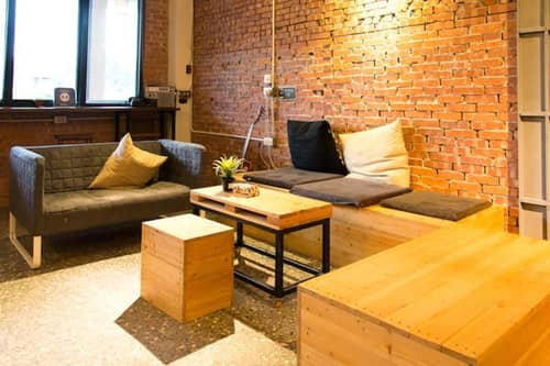 Lane62 Hostel