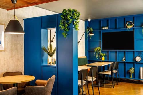 Ibis Wakefield East Castleford