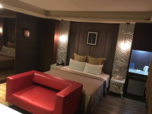 Discovery Motel - Tucheng