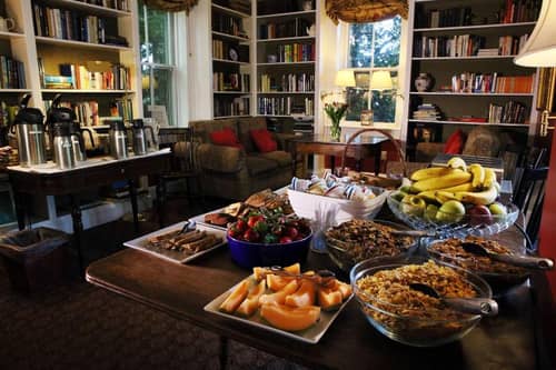 200 South Street Inn