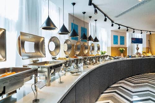 Holiday Inn Express Urumqi Station