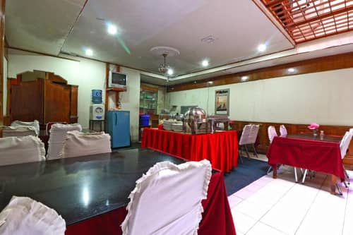 Hotel Sumatera by ZUZU