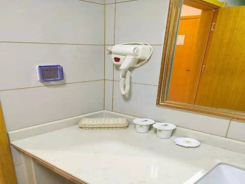 GreenTree Inn (Wuxi Huishan, Yangshan Town)