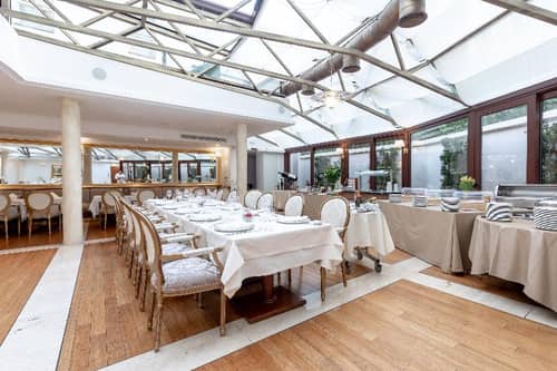 Le Premier Boutique Hotel