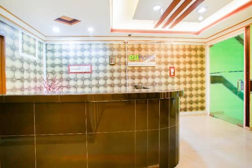 Ezi Hotel
