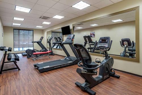 Comfort Inn Suites Downtown Near University