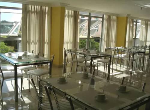 Kingstown Hotel