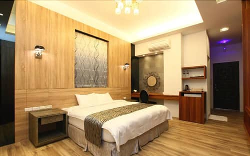 Yapo Bed & Breakfast