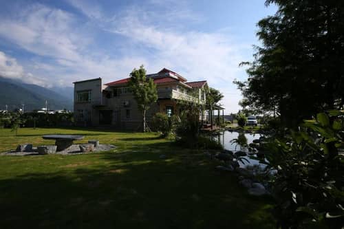 The Wonderland B&B