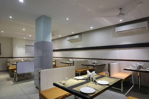 Hotel Ashray Inn Express