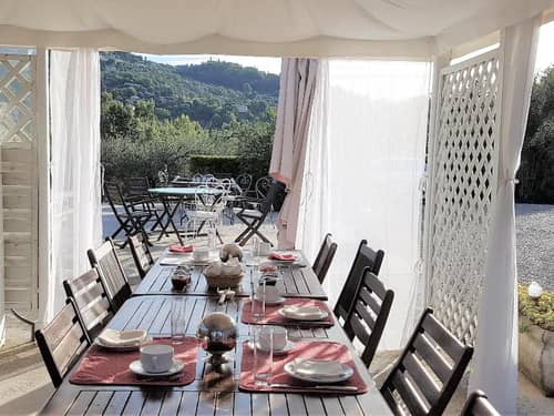 B&B With Charm - Quiet With Kitchen & sw Pool