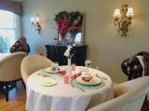 The B & B at Queenslake