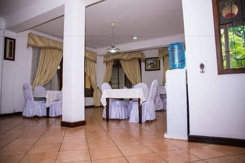 Saadani Tourist Center - Hostel