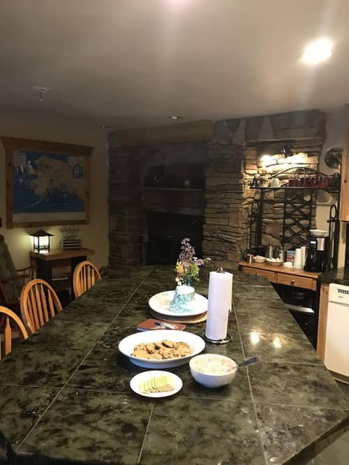 Twin Peaks Lodge And Rv Park