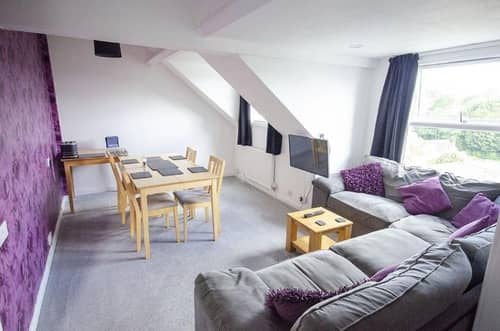Headlands Guest House