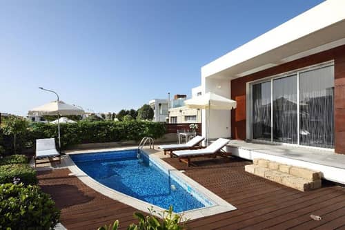 Paradise Cove Luxurious Beach Villas