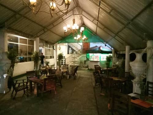 Hill Cool Hotel & Restaurant