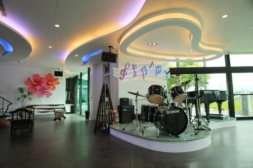 Maple House Riverside