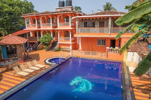 Larios Beach Holidays