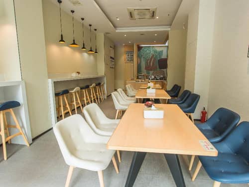 Hanting Hotel Taixing New Energy Food Court Branch