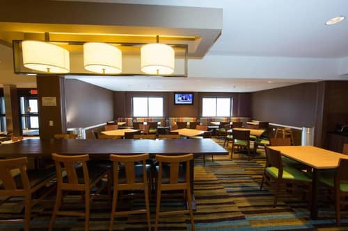 Fairfield Inn & Suites By Marriott Burlington