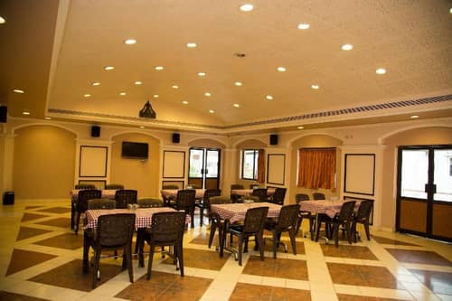 Fabhotel Kinnera Comforts Daba Garden