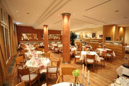 Strand Hotel Ha Bner