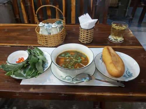 Quan Son 2 Hotel Spa