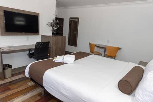 Value Inn Bellflower