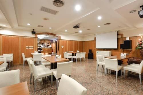 Kaja Hotel
