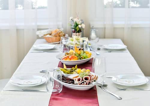 Granada Konferencia Wellness Sport Hotel