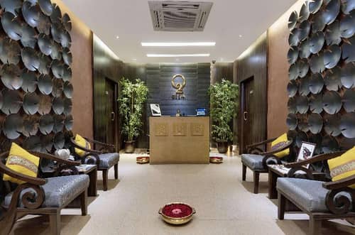 Express Inn The Business Luxury Hotel