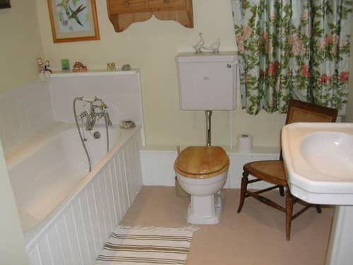 Alltybrain Farm Cottages and B&B