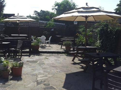 Falcon Inn