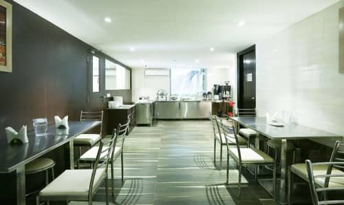 Treebo Trend C Plaza