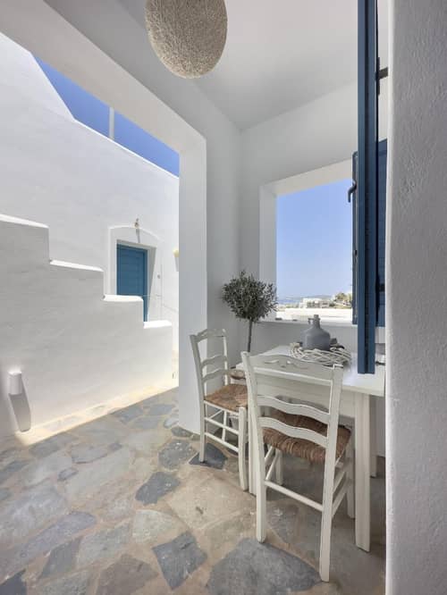 Alexandros Studios & Apartments