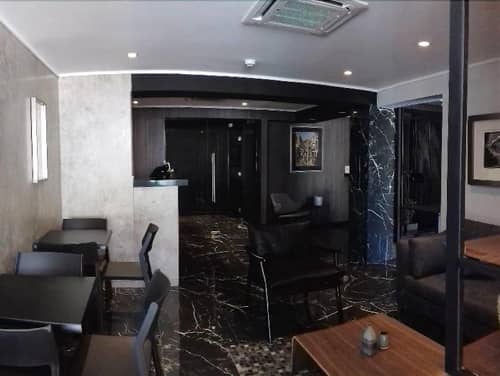 Hotel H9