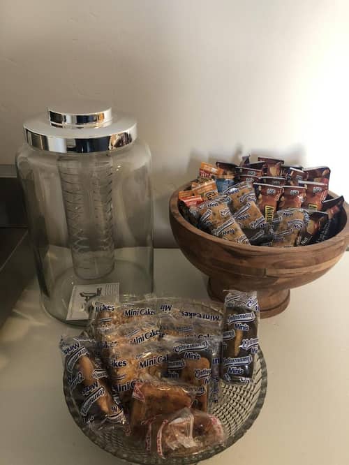 Blue Sage Inn & Suites