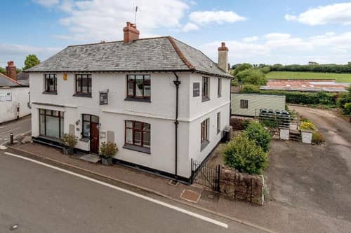 Exmoor House - Guest House