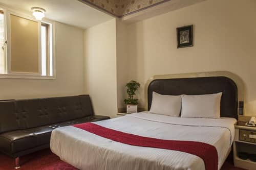 Good Hotel