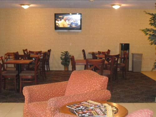 HomeGate Studios & Suites San Antonio Fiesta Park