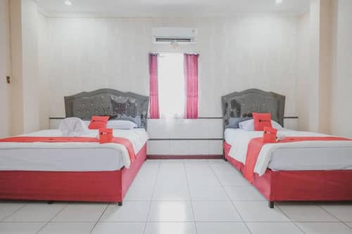 Formerly RedDoorz Plus near Istana Maimun Medan