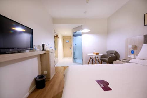 Hanting Hotel (Guangzhou Wushan Metro Station)