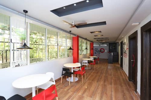 Collection O 19529 Hotel Bhinna Sakala