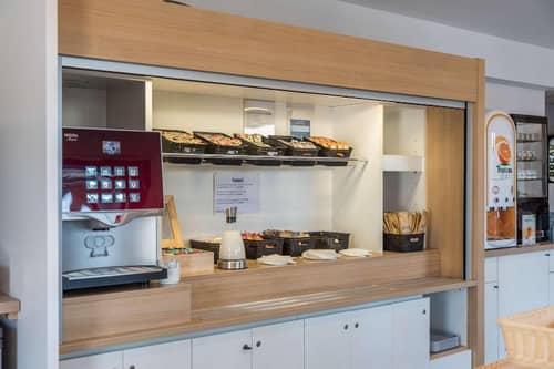 KYRIAD DIRECT TOULON OUEST - La Seyne sur Mer