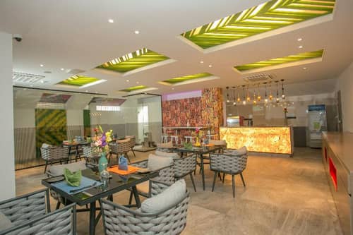 Hotel Omni Residency